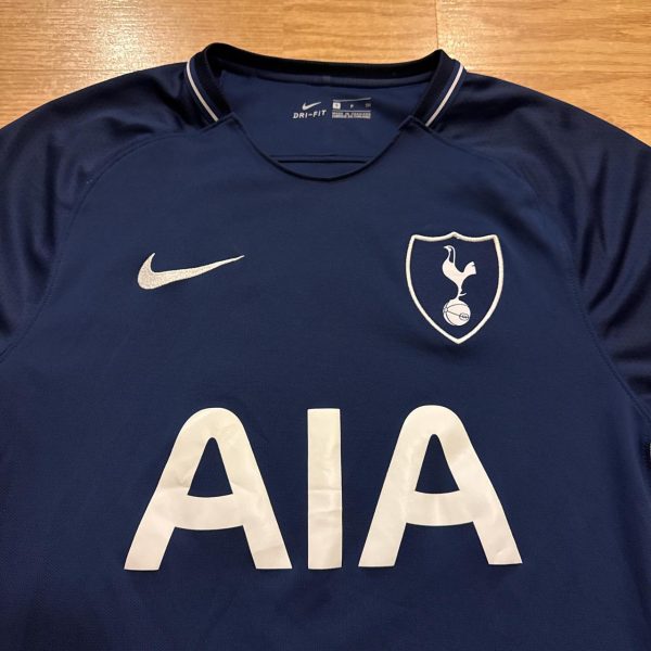 Nike Men's Navy and Blue T-shirt