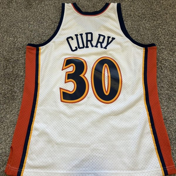 Warriors Stephen Curry jersey