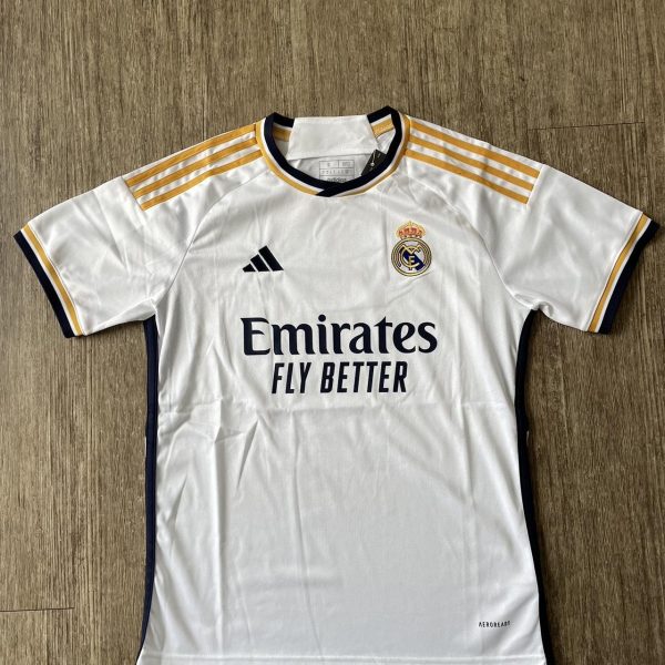 Adidas Men's White T-shirt