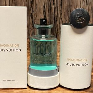 P0 (27) Louis Vuitton Green and White Fragrance